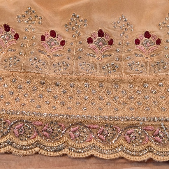 Peach Embroidered Kurta Tunic Women Long Sleeve Floral Sequin Scalloped Hem - Picture 2 of 9